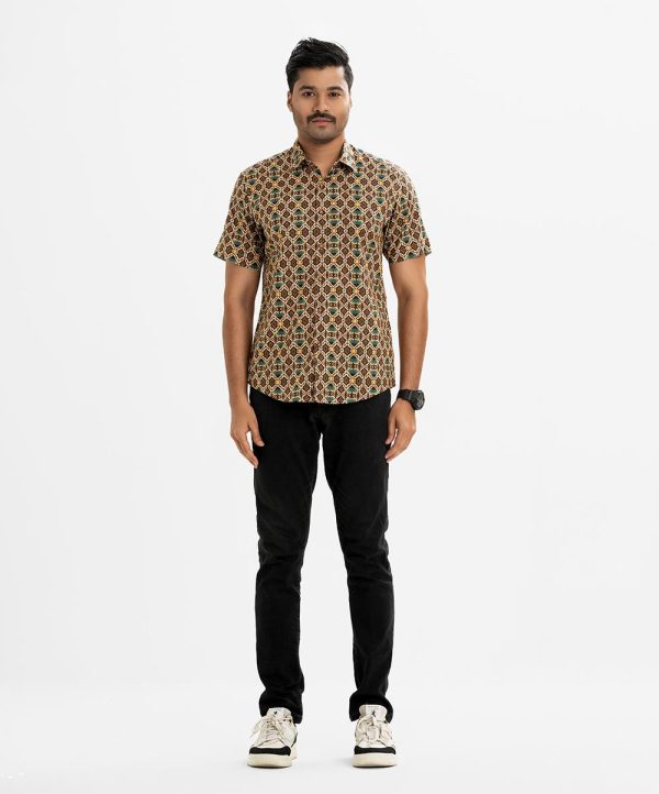 Short Sleeve Casual Shirt - Image 4